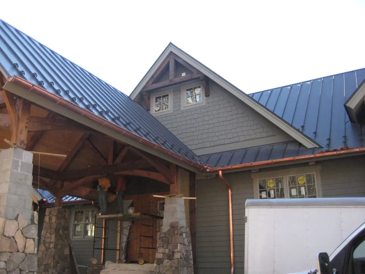 Craftsman Roofing team delivering quality roofing work in Arabian Views